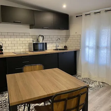 Le Moulin 2 - Appartement Arenes Romaines- Beziers Gare - Wifi- Tv Connecte Exterior photo